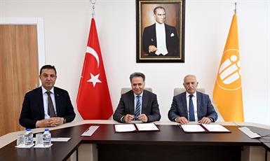 BİLSAM İle İnönü Üniversitesi arasında eğitim alanında iş birliği protokolü imzaladı.